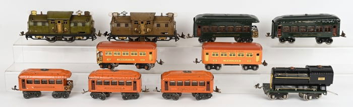 LIONEL O GAUGE TRAIN LOT, LOCOMOTIVE & CARS