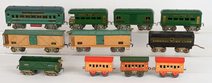 AMERICAN FLYER O GAUGE TRAIN CAR LOT & MORE