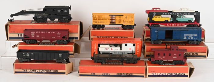 9- LIONEL O GAUGE CARS w/ BOXES