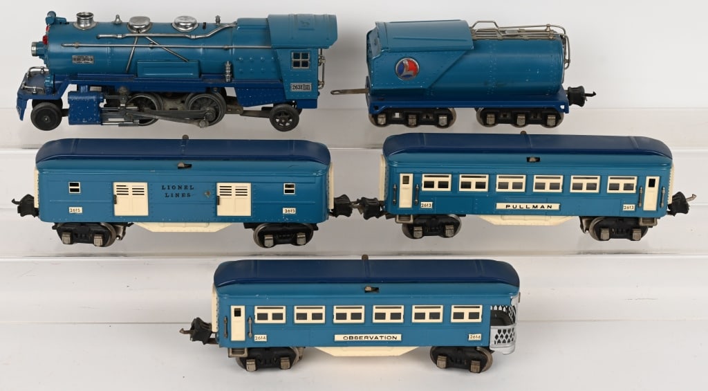 LIONEL PREWAT O GA BLUE COMET TRAIN SET: Lionel Prewar O Gauge #263E Locomotive and Tender, 2615 Baggage Car, 2613 Pullman Car, and 2614 Observation Car. All professionally restored.