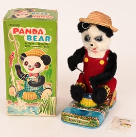 JAPAN BATTERY OP FISHING PANDA BEAR w/ BOX