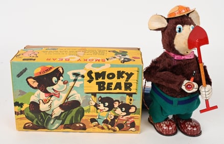 JAPAN BATTERY OP SMOKY BEAR w/ BOX