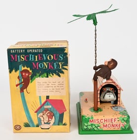 JAPAN BATTERY OP MISCHIEVOUS MONKEY w/ BOX