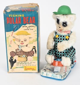 JAPAN BATTERY OP FISHING POLAR BEAR w/ BOX