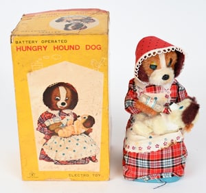 JAPAN BATTERY OP HUNGRY HOUND DOG w/ BOX