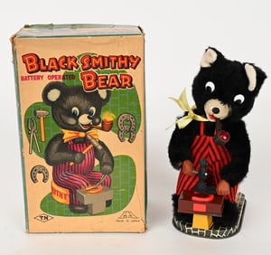 JAPAN BATTERY OP BLACK SMITH BEAR w/ BOX