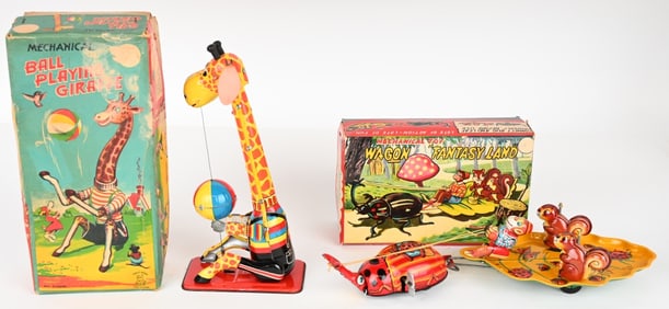 TPS BALL PLAYING GIRAFFE & WAGON FANTASY LAND