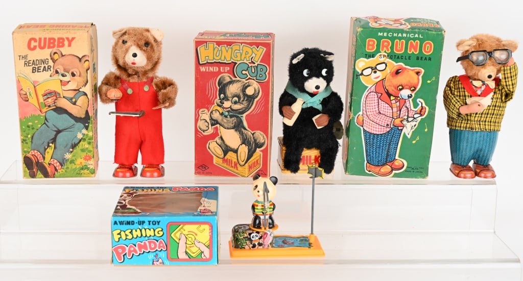 4- JAPAN WINDUP BEAR TOYS w/ BOXES (1 of 3)