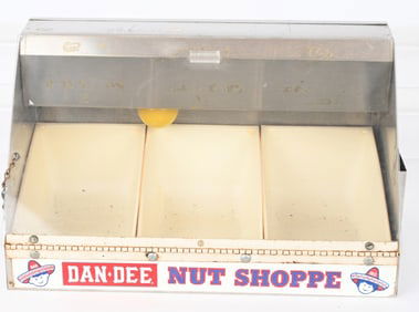 DAN DEE ELECTRIC NUT SHOPPE DISPLAY CASE
