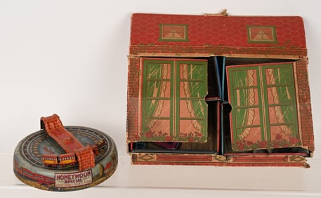 MARX NEWLYWED TOY ROOMS HOUSE & HONEYMOON SPECIAL