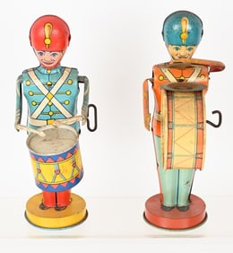 2- CHEIN TIN WINDUP DRUMMER BOYS