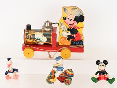 4- VINTAGE DISNEY TOYS