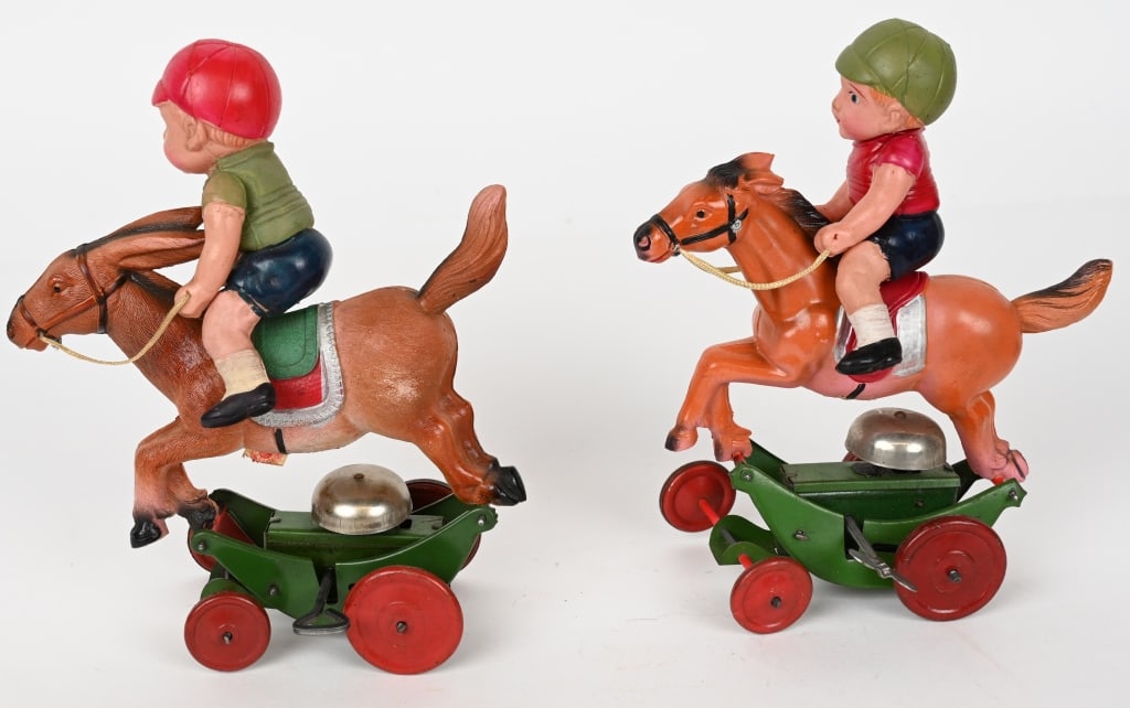 2- JAPAN PRE WAR CELLULOID WINDUP TOYS (1 of 7)
