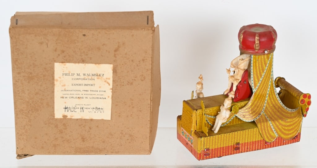 JAPAN TIN MARDI GRAS KINGS FLOAT PUSH TOY w/ BOX (1 of 5)