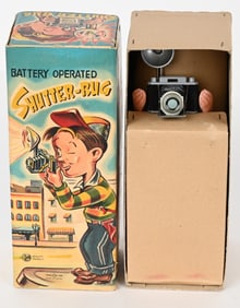 JAPAN TIN BATTERY OP SHUTTER-BUG w/ BOX