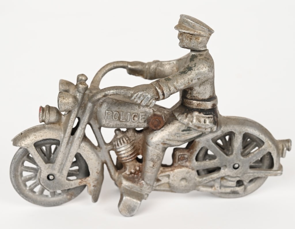 HUBLEY STATE POLICE ALUMINUM MOTORCYCLE (1 of 4)