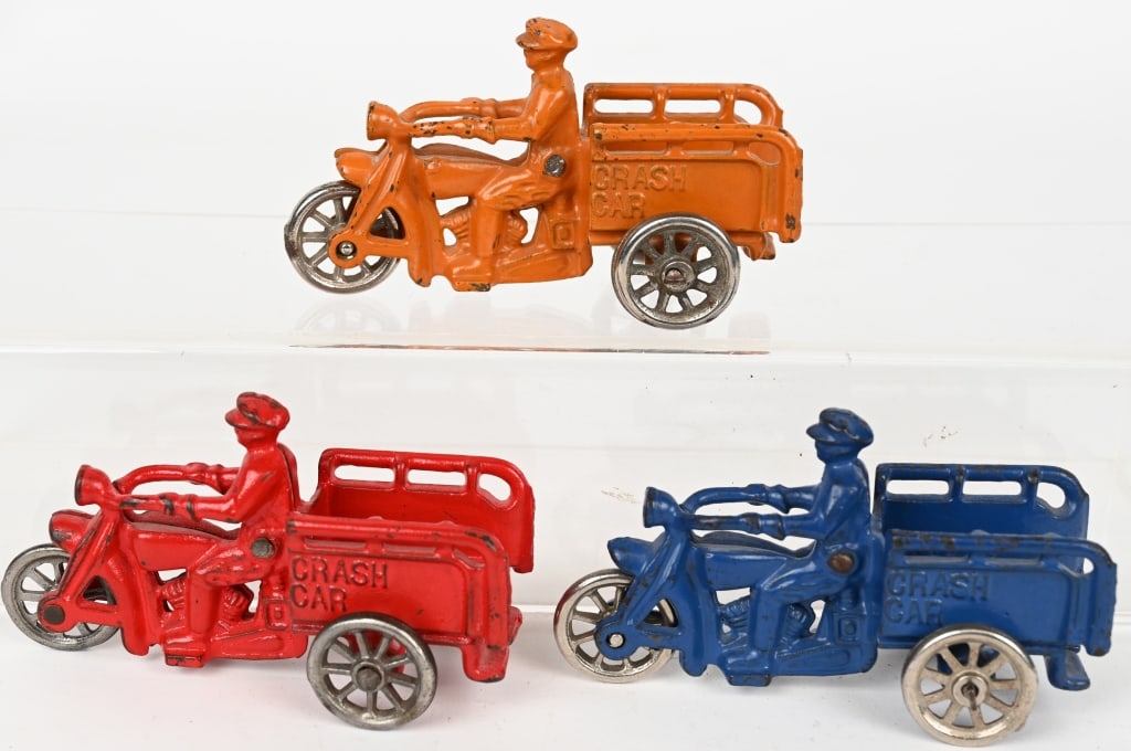 3- HUBLEY CAST IRON CRASH CAR MOTORCYCLES (1 of 7)