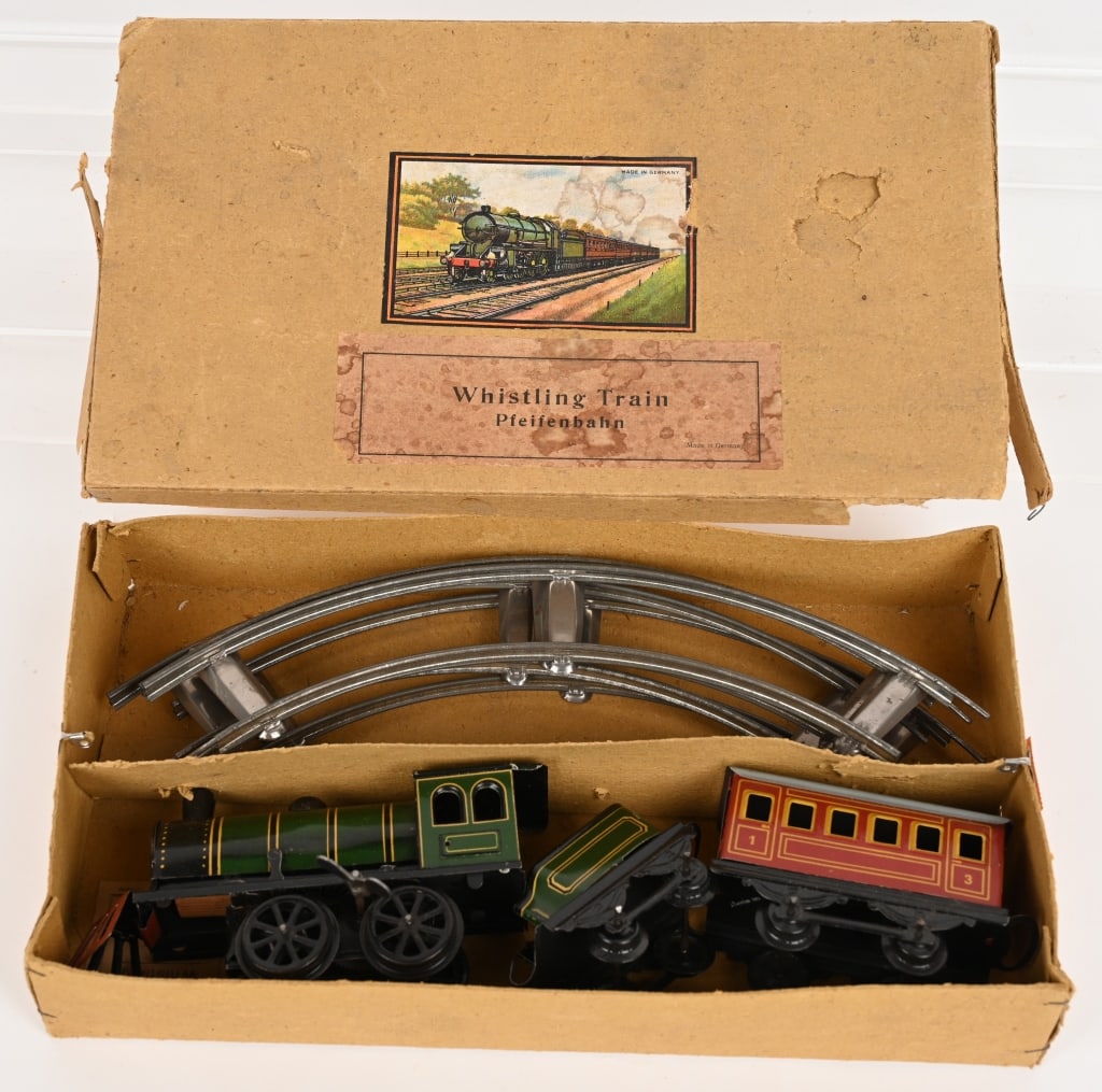 GERMAN CLOCKWORK WHISTLING TRAIN SET w/ BOX (1 of 5)