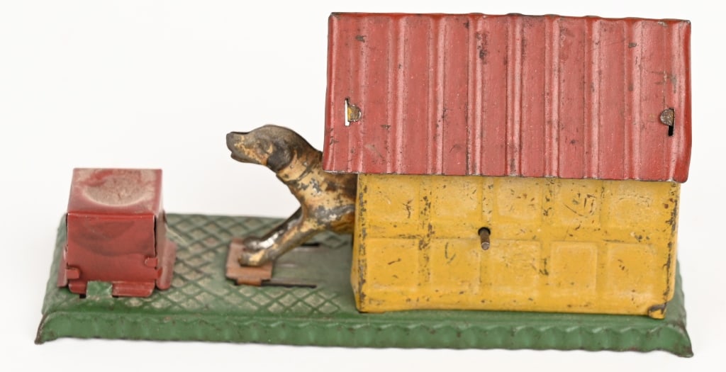 GERMAN DOG IN KENNEL PENNY TOY (1 of 3)