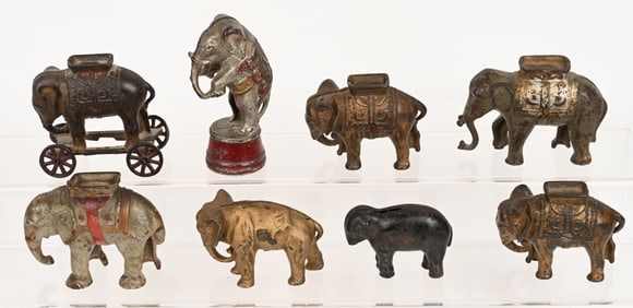 8- ELEPHANT STILL BANKS