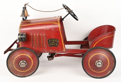 STEELCRAFT FORD FIRE CHIEF PEDAL CAR