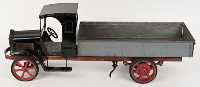 BURDETT MURRY PRESSED STEEL DUMP TRUCK