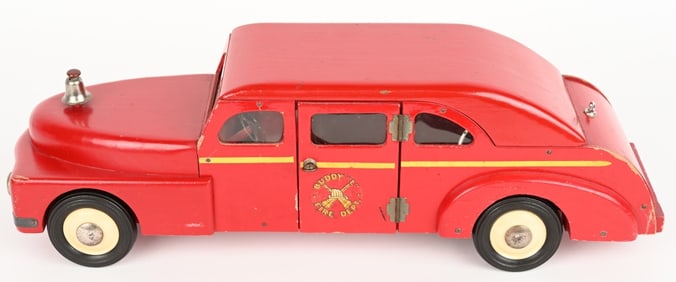 BUDDY L WOODEN FIRE CHIEF CAR w/ SIREN