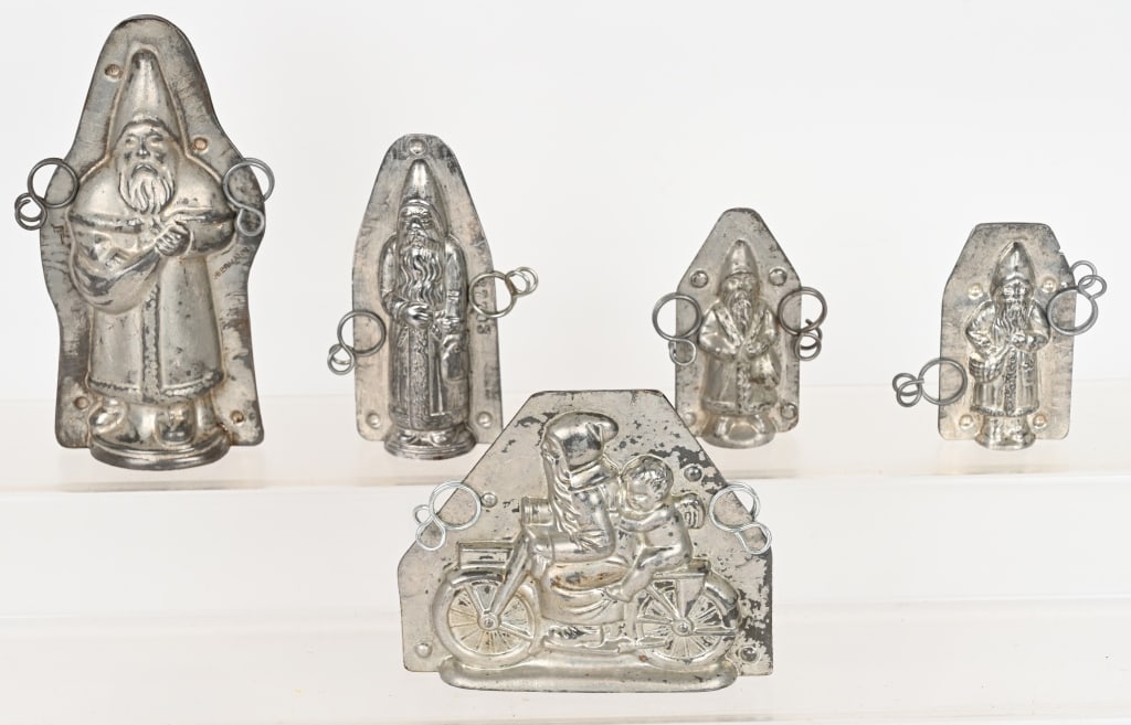 5- ANTIQUE SANTA CLAUS CHOCOLATE MOLDS (1 of 9)