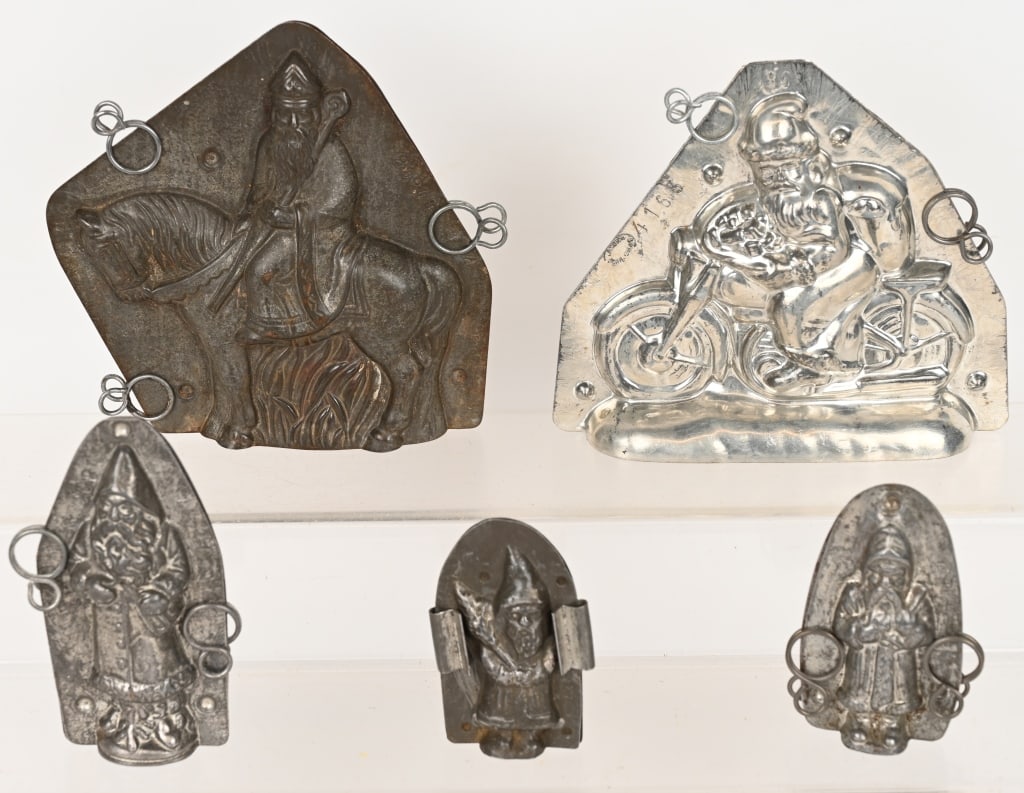 5- ANTIQUE SANTA CLAUS CHOCOLATE MOLDS (1 of 7)
