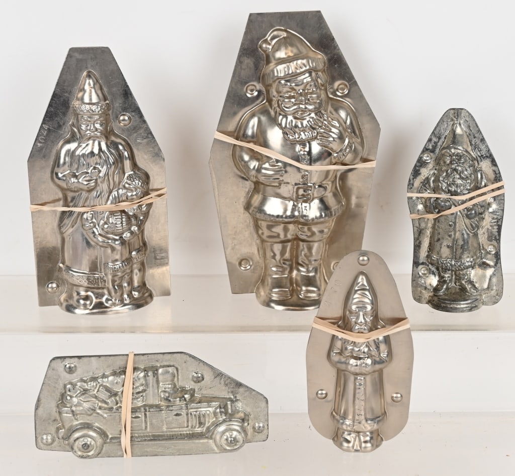 5- ANTIQUE SANTA CLAUS CHOCOLATE MOLDS (1 of 3)