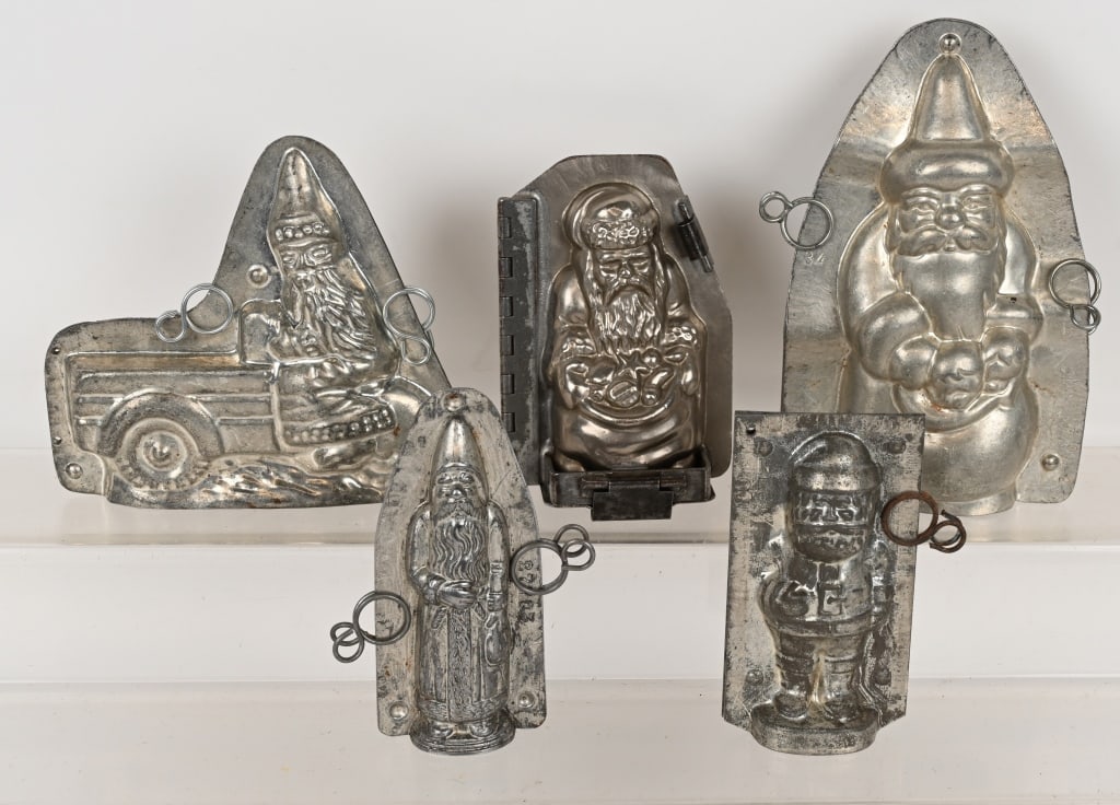 5- ANTIQUE SANTA CLAUS CHOCOLATE MOLDS (1 of 3)