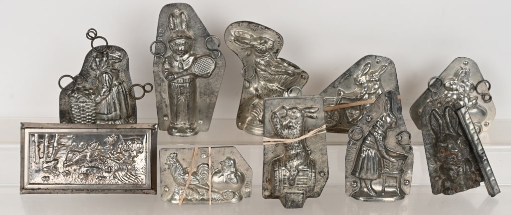 10- ANTIQUE EASTER CHOCOLATE MOLDS (1 of 3)