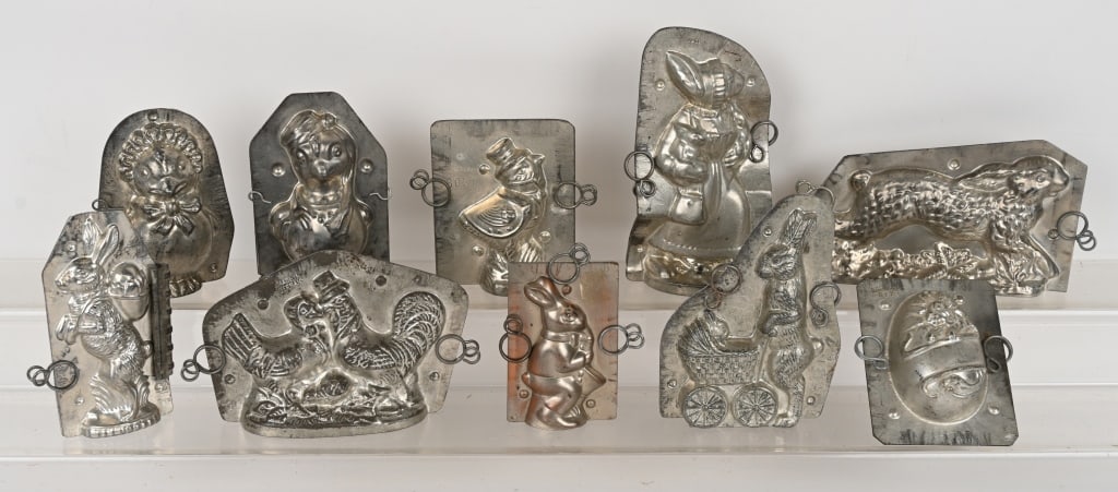 10- ANTIQUE EASTER CHOCOLATE MOLDS (1 of 3)