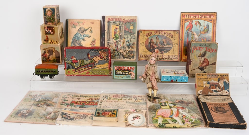 LOT OF TOYS, BOOKS, & MORE (1 of 7)