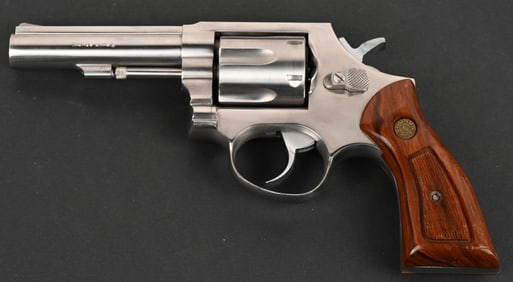 TAURUS MODEL 82 STAINLESS STEEL REVOLVER