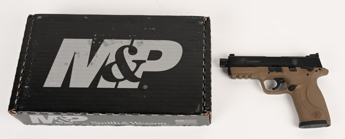 SMITH & WESSON M&P 22 COMPACT SEMI AUTO PISTOL