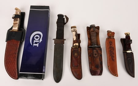 FIXED BLADE LOT OF MILITARY AND HUNTING KNIVES