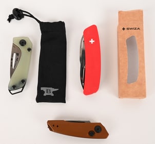 LOT OF THREE MINI MIGHTY FOLDING KNIVES