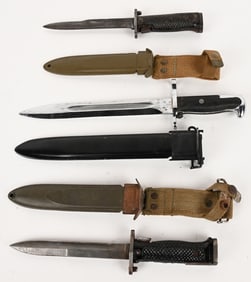 LOT OF THREE ASSORTED BAYONETS