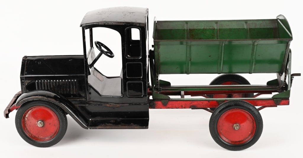 STURDITOY PRESSED STEEL SIDE DUMP TRUCK (1 of 6)