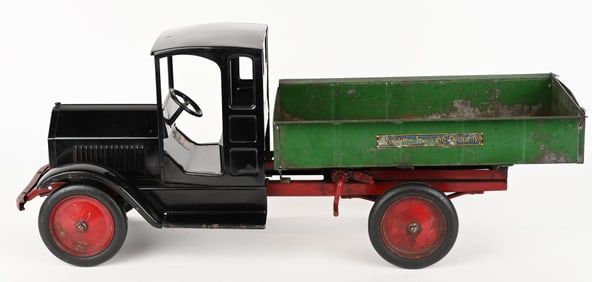 STURDITOY PRESSED STEEL DUMP TRUCK