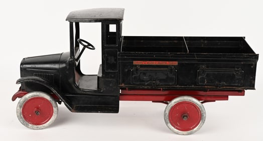 BUDDY L PRESSED STEEL SAND & GRAVEL TRUCK