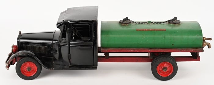 BUDDY L PRESSED STEEL JUNIOR TANK TRUCK
