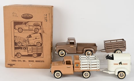 1961 TONKA FARM SET w/ BOX