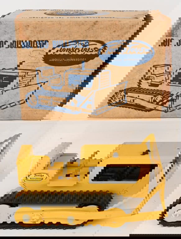 1961 TONKA BULLDOZER w/ BOX (1 of 9)