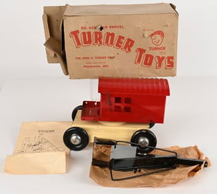 TURNER SAND SHOVEL w/ BOX
