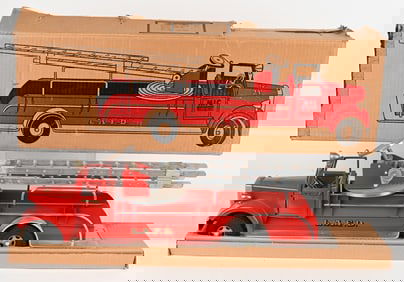 SMITH MILLER AERIAL LADDER TRUCK w/ BOX