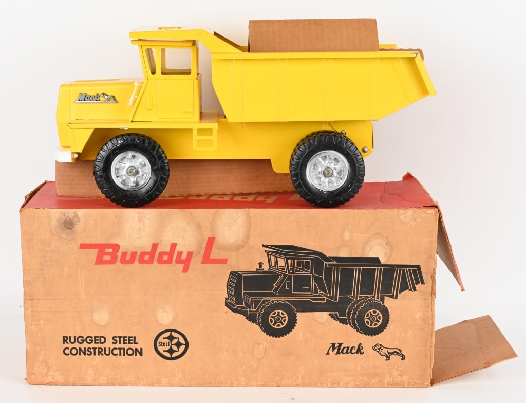 BUDDY L MACK HYDRAULIC DUMPER w/ BOX (1 of 7)