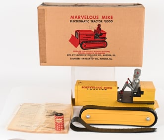 SAUNDERS MARVELOUS MIKE ROBOT TRACTOR w/ BOX