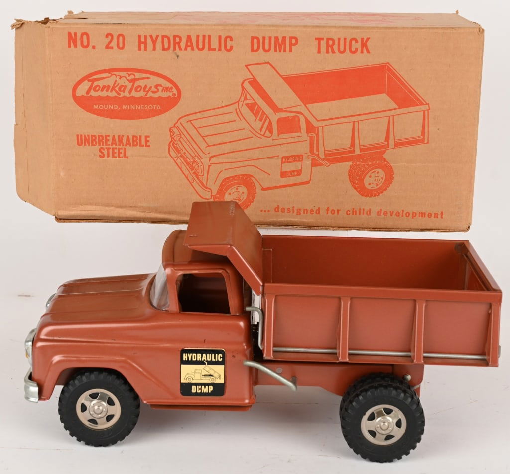 1960 TONKA HYDRAULIC DUMP TRUCK w/ BOX (1 of 11)